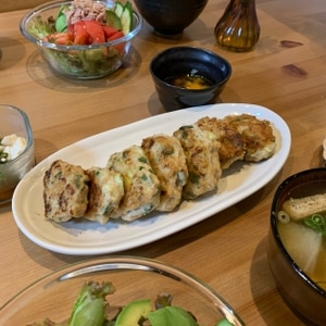 豆腐でふわふわ♪大葉かおる鶏つくねバーグ